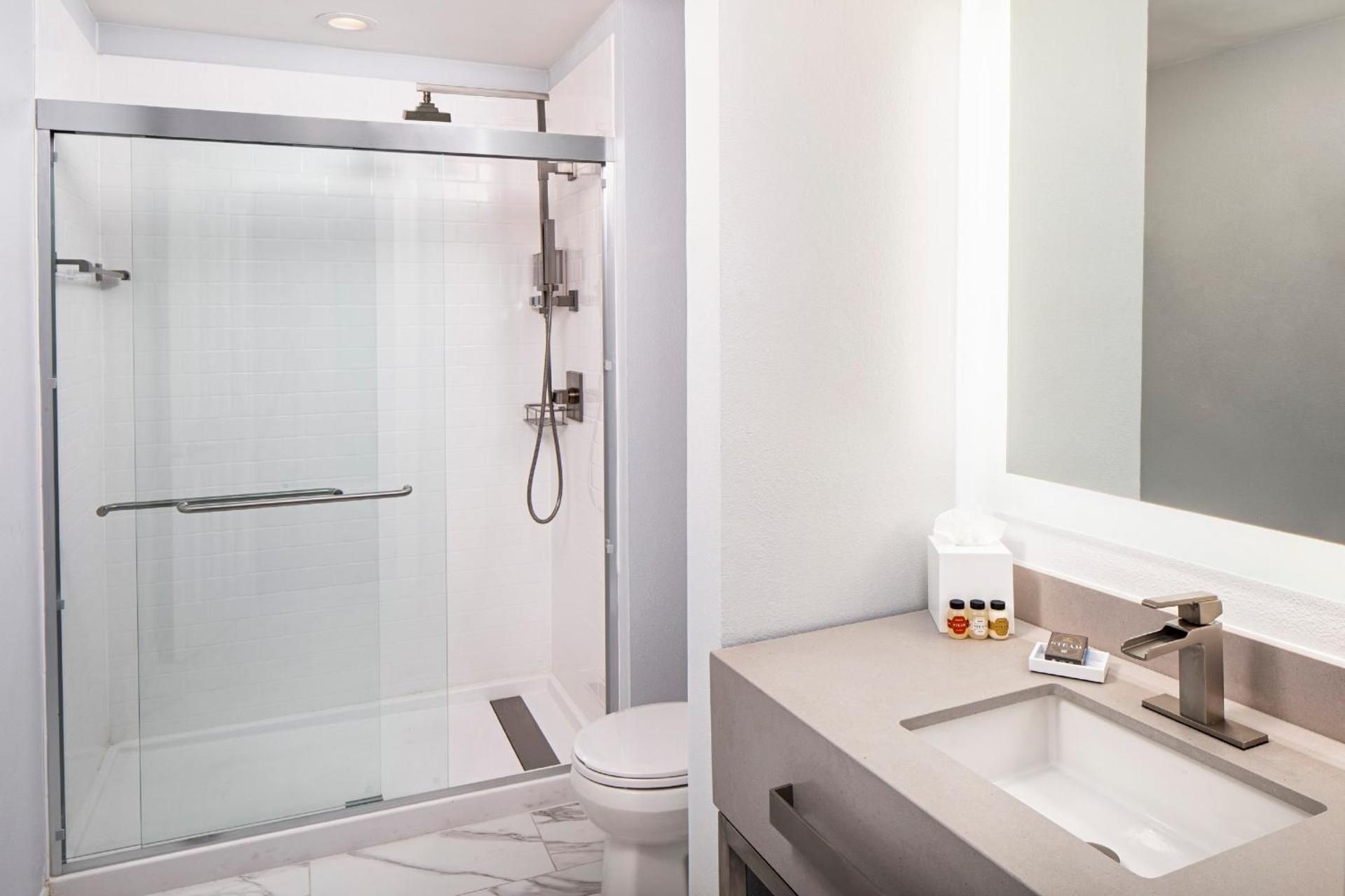 undefined River Street Inn 9