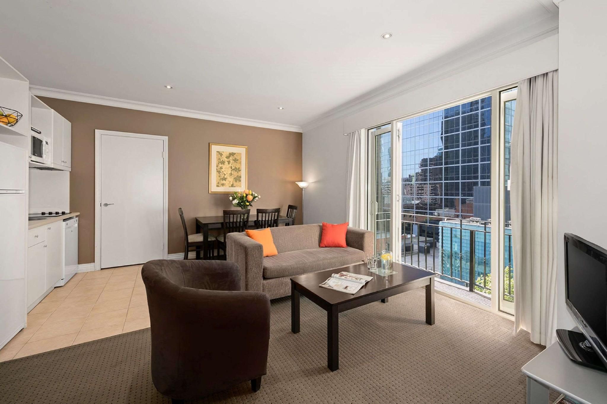 undefined Comfort Apartments Melbourne Central 8