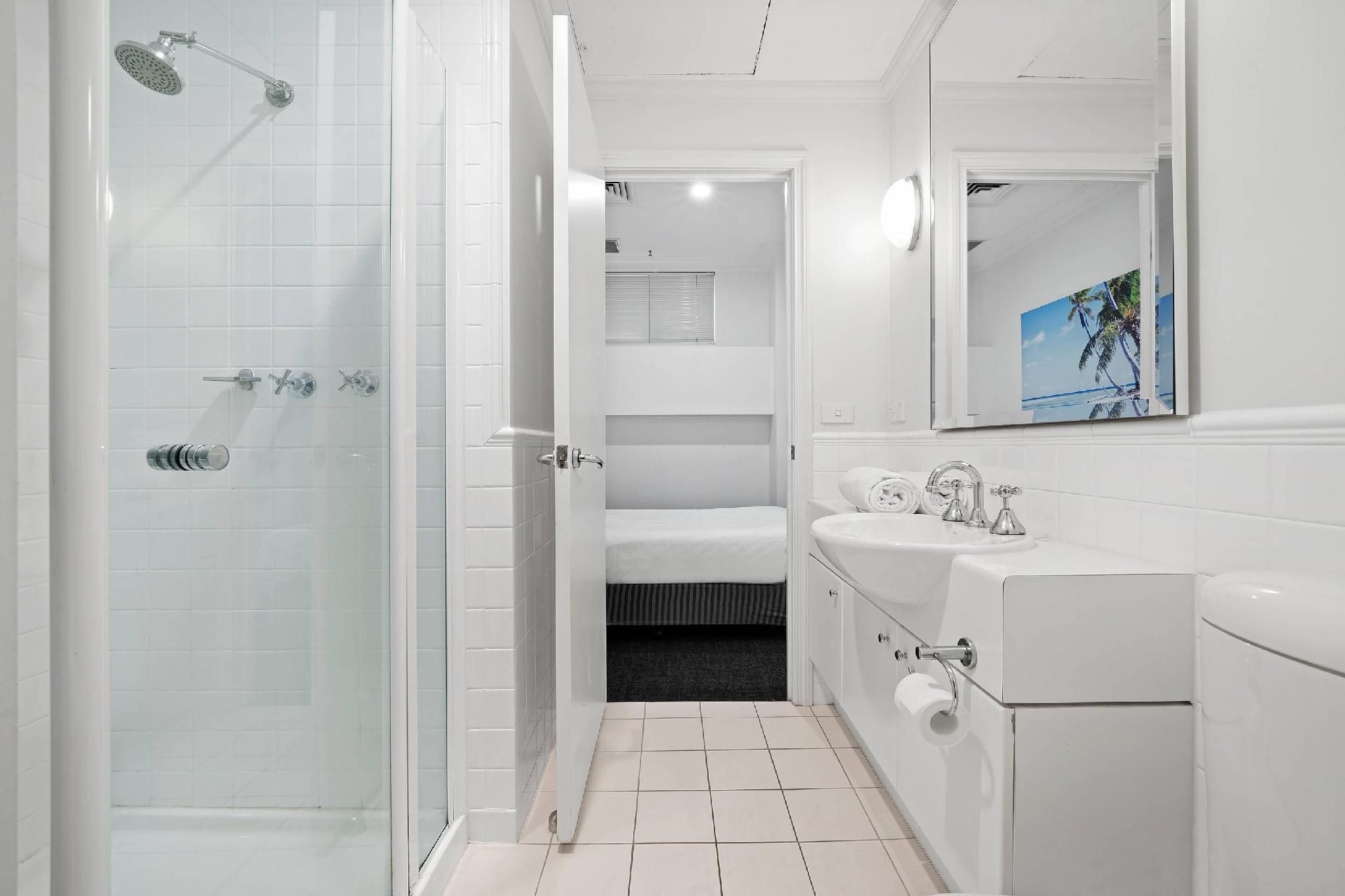 undefined Comfort Apartments Melbourne Central 7