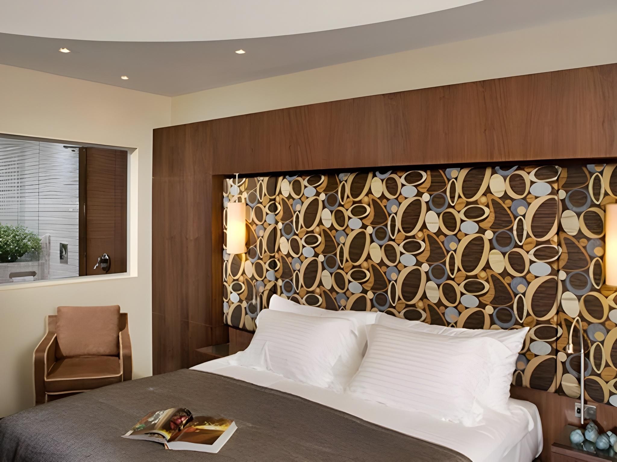 Executive Room with Lounge Access