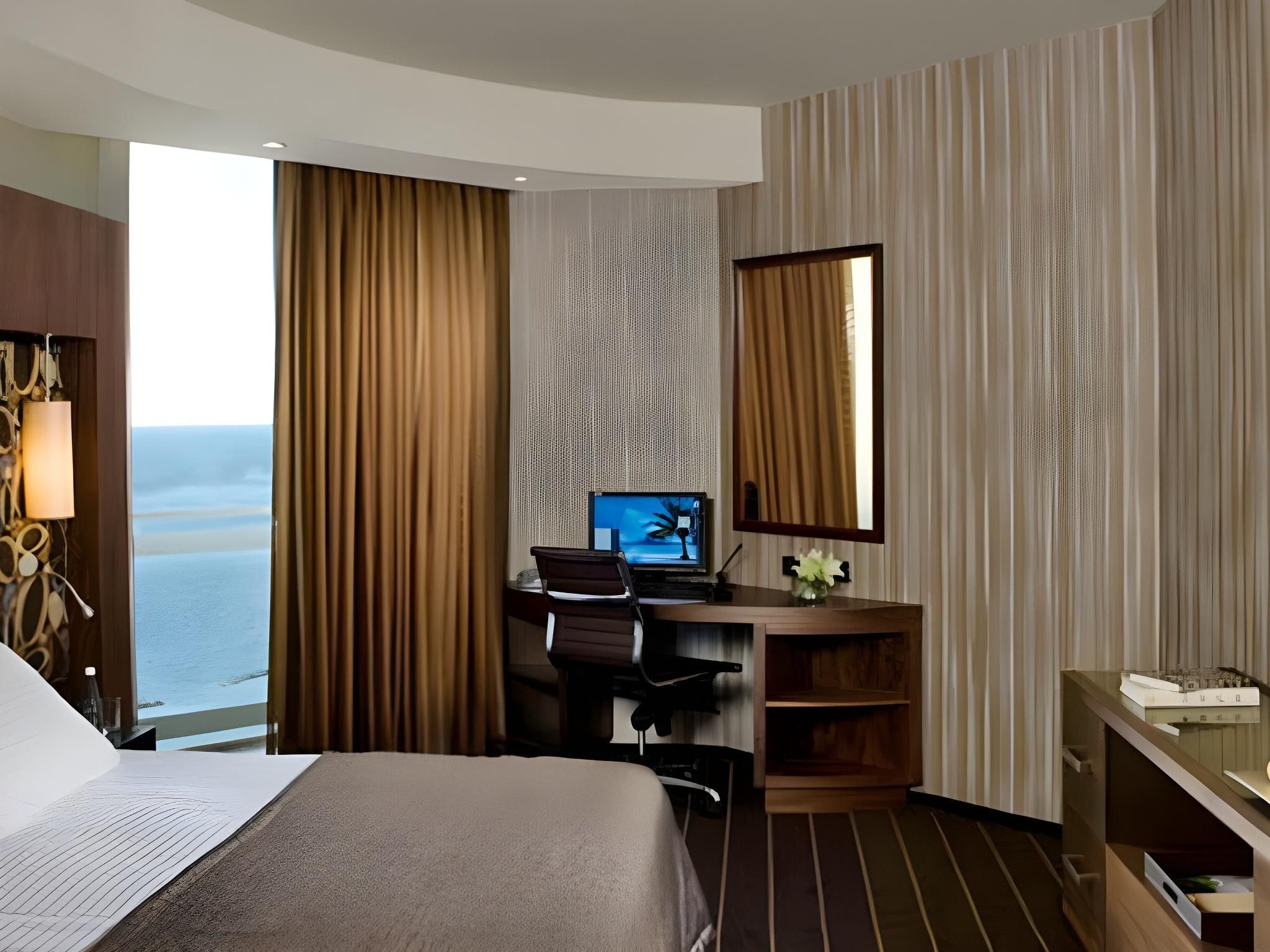 Executive Room with Lounge Access