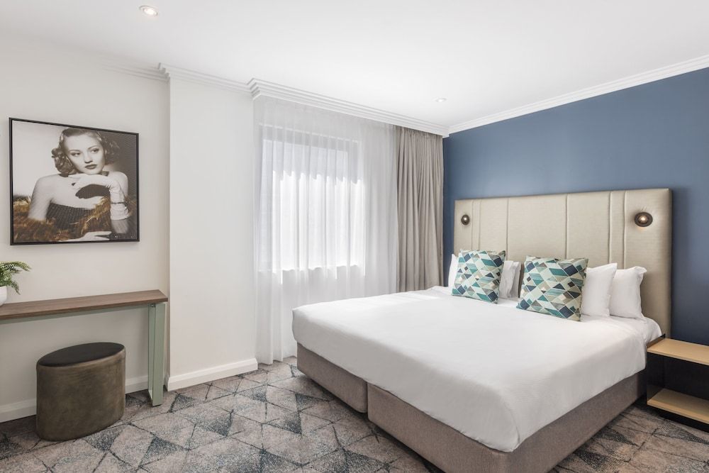 Club Wyndham Sydney Deluxe Studio, 1 Queen Bed (Upper) 2
