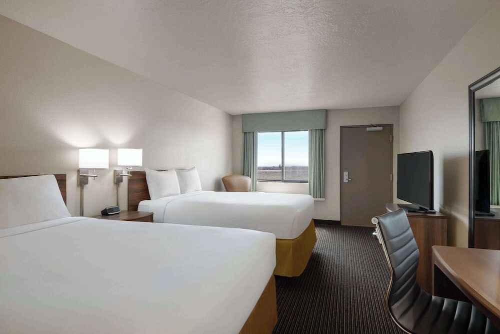 Room, 2 Queen Beds, Non Smoking