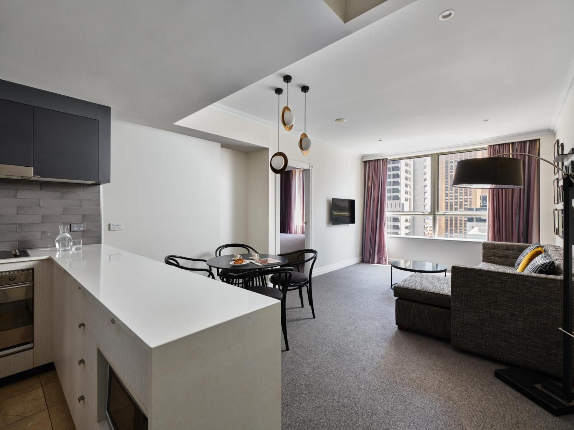 undefined Mantra 2 Bond Street Sydney 8