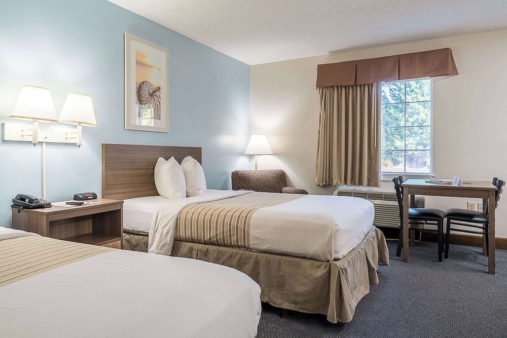 Double Room, 2 Double Beds, Non Smoking