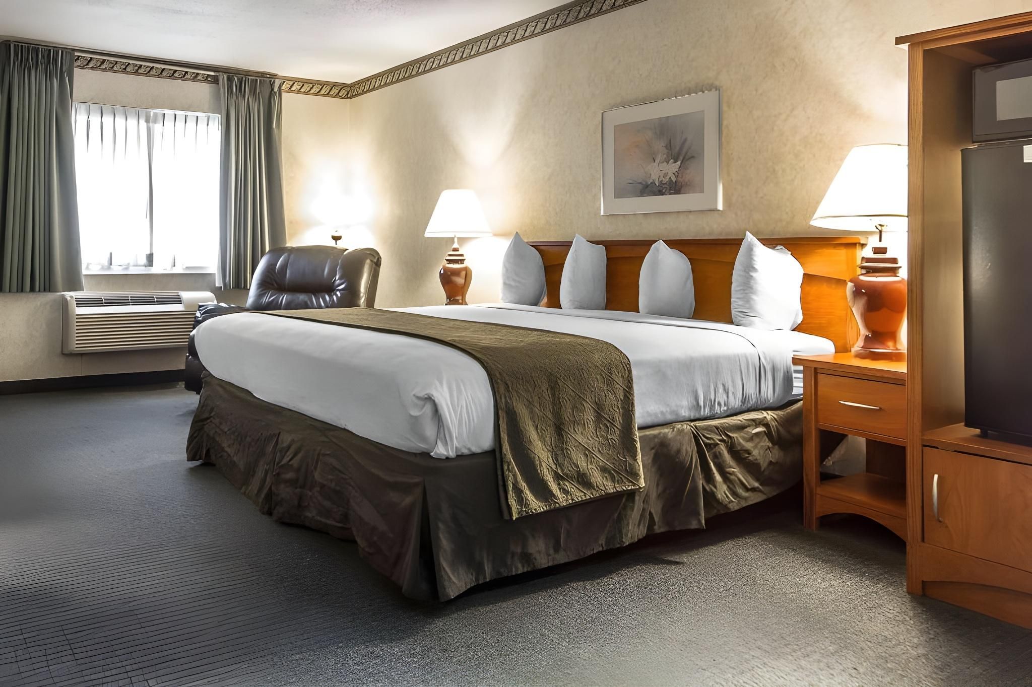 1 Queen Bed, Nonsmoking