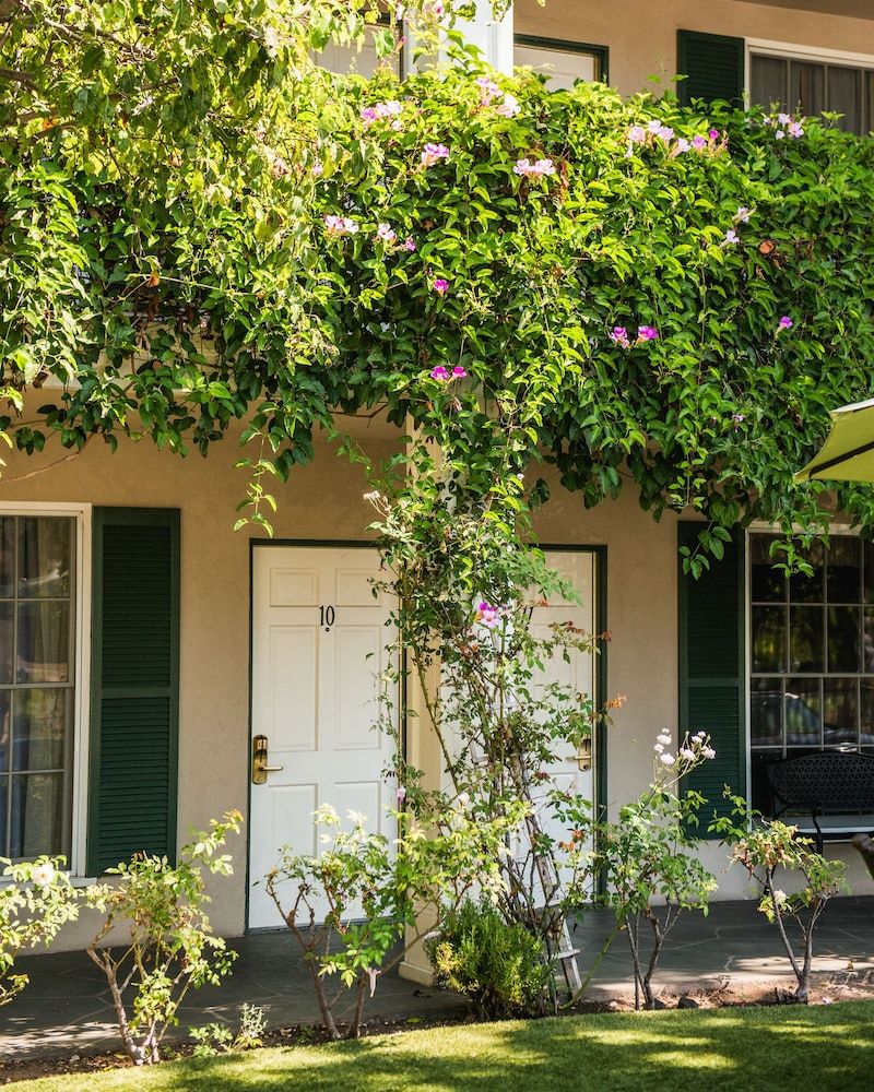 undefined Lavender Inn by the Sea 2