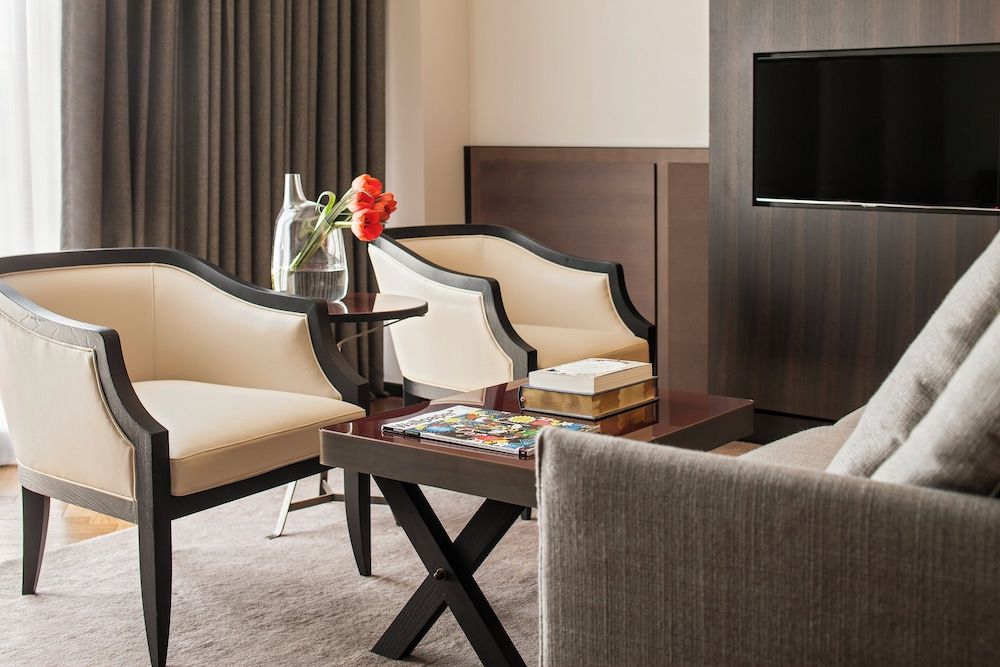 The David Citadel Jerusalem Junior Suite with Balcony and Old City View. 5