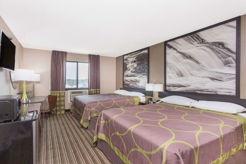 Room, 2 Queen Beds, Smoking