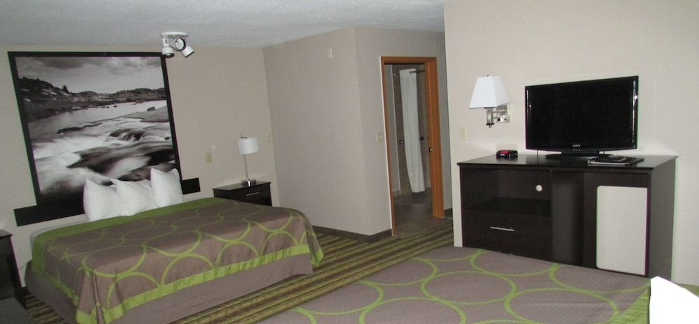 Room, 2 Queen Beds, Accessible, Non Smoking (Mobility)