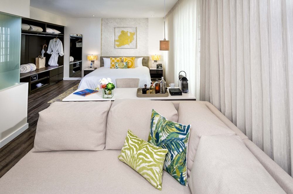 undefined The Marlin Hotel 10