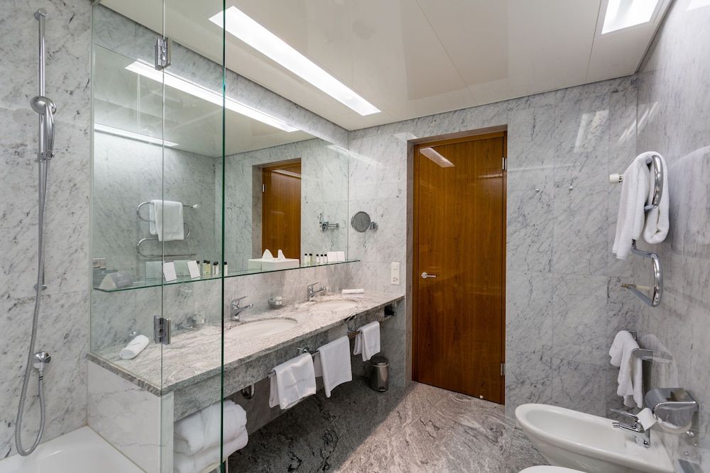 Einstein St. Gallen Superior Double Room 5