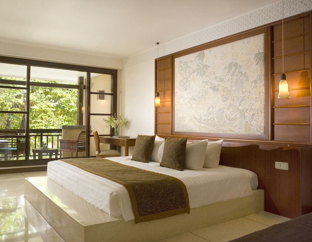 Embassy Suite One Bedroom