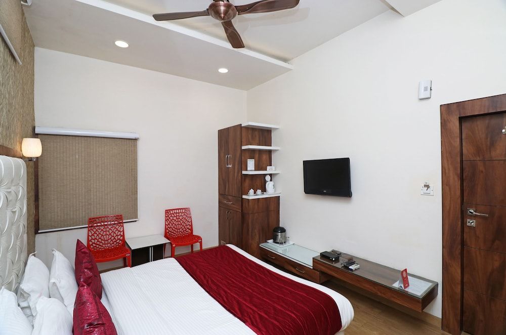 OYO 3614 Hotel Pandav Double or Twin Room 8