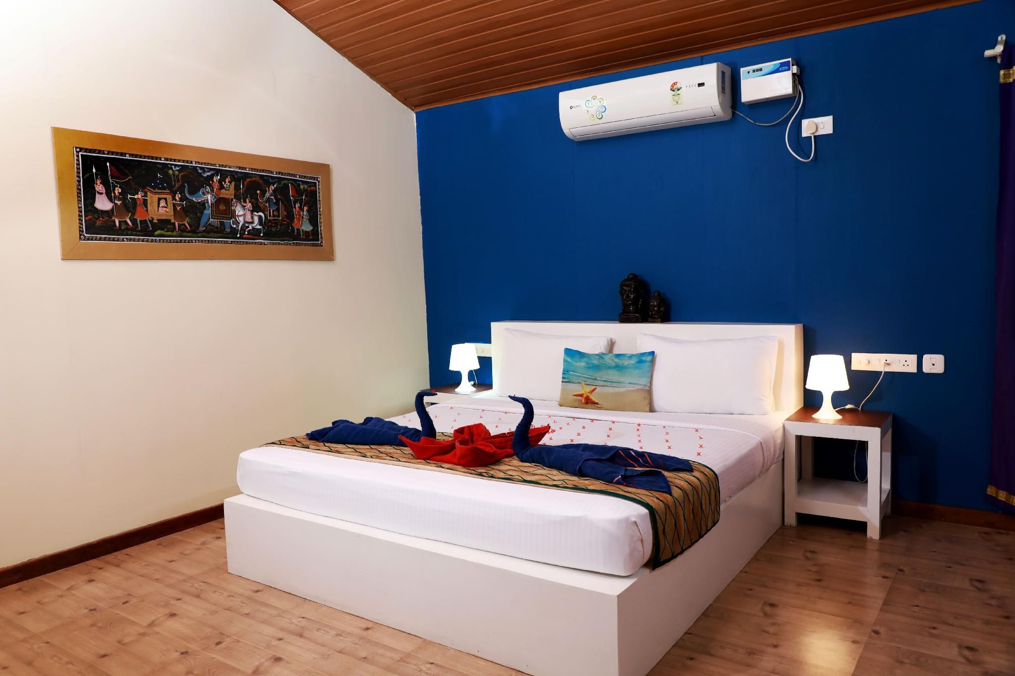 Phoenix Island Resort Deluxe Cottages 2