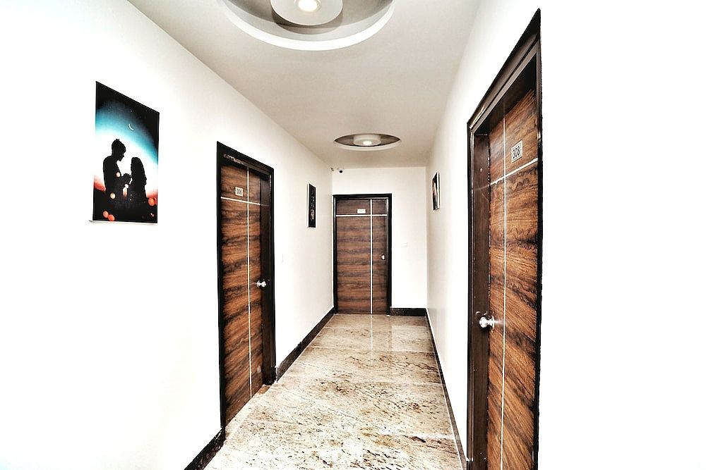 undefined Hotel Aerocity Purple Orchid 4