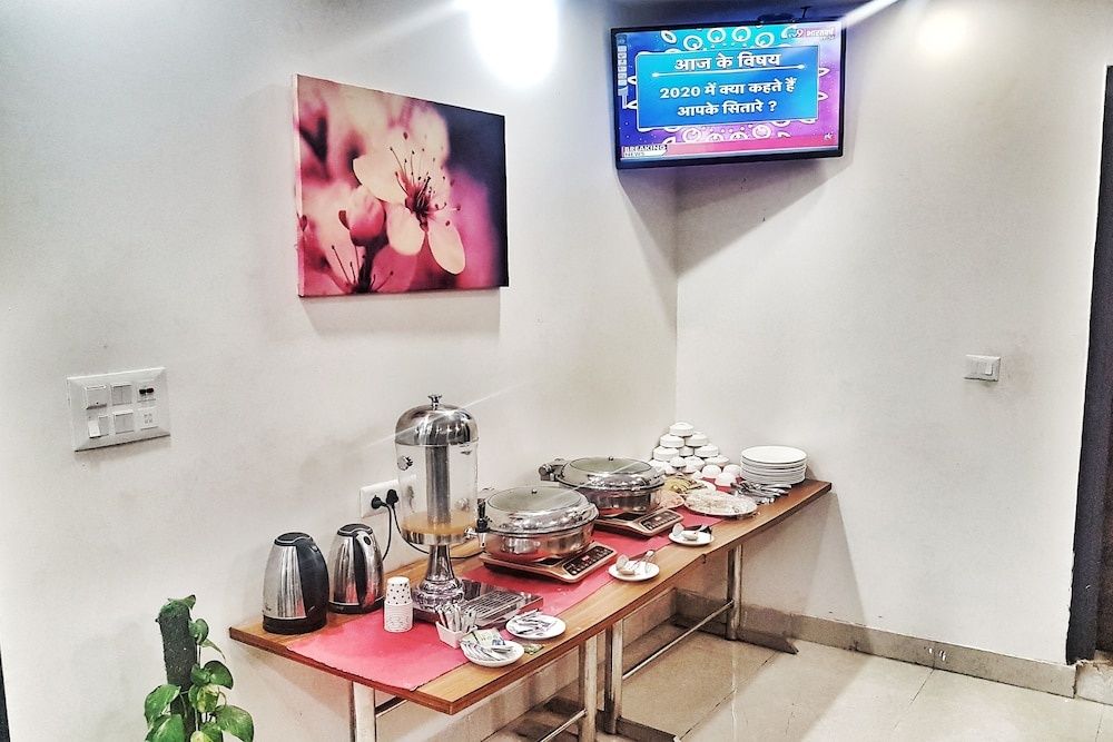 undefined Hotel Aerocity Purple Orchid 10