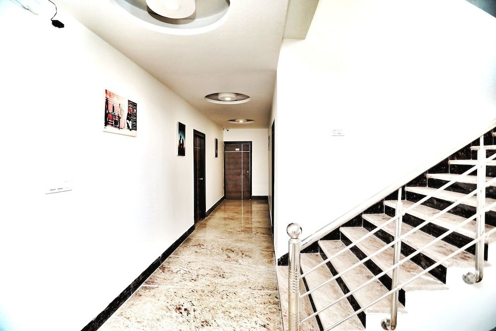 undefined Hotel Aerocity Purple Orchid 4