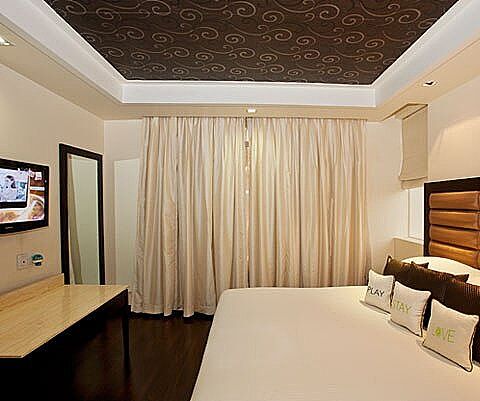 Madhuban Hotel Deluxe Room 3