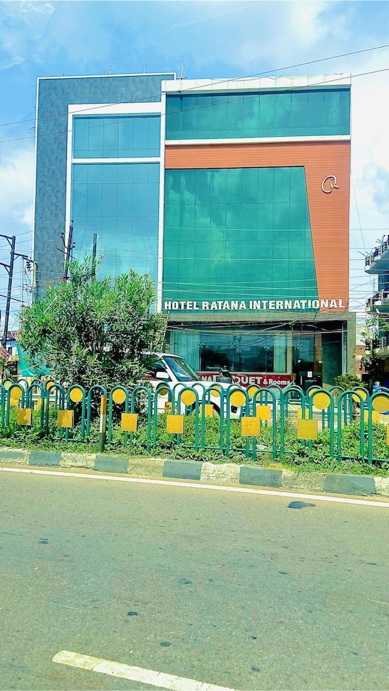 Hotel Ratna International