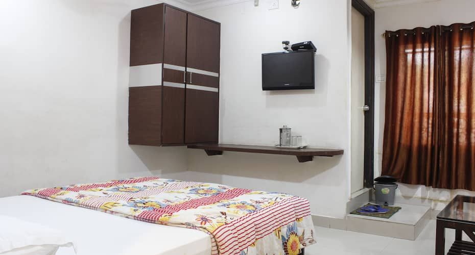 undefined Hotel Balaji Residency 9