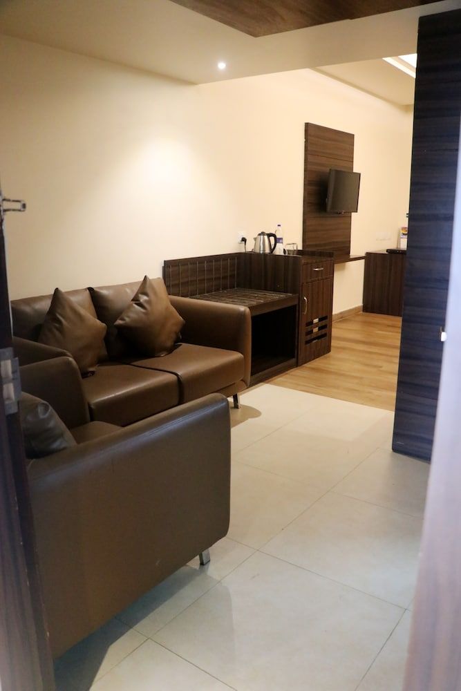 Suite Room
