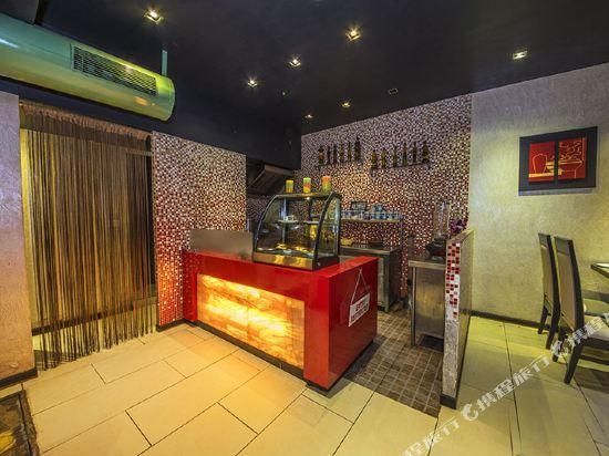 undefined Hotel Yashwee International 10
