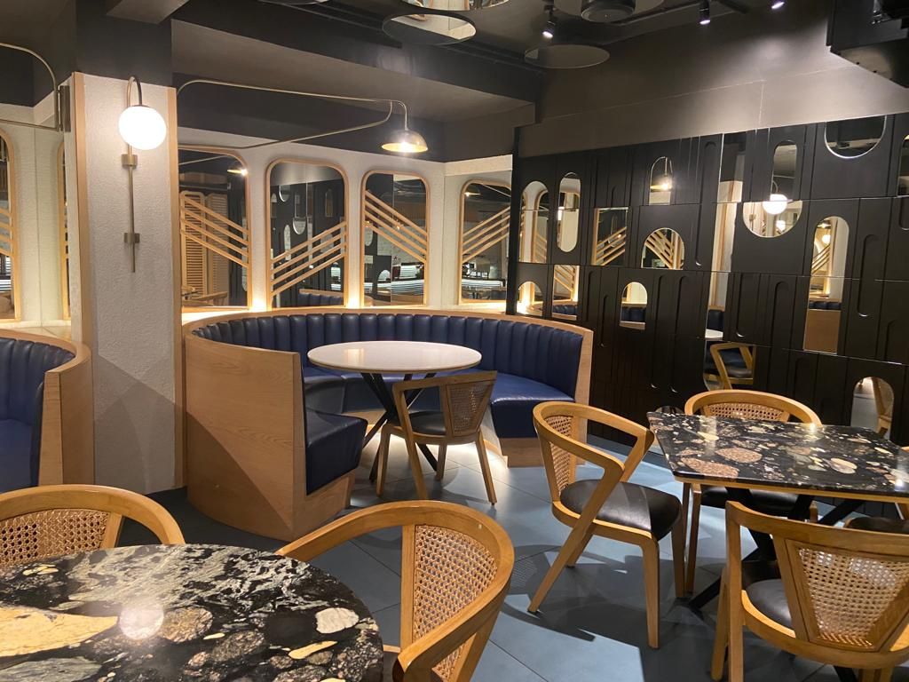undefined Hotel Yashwee International 4