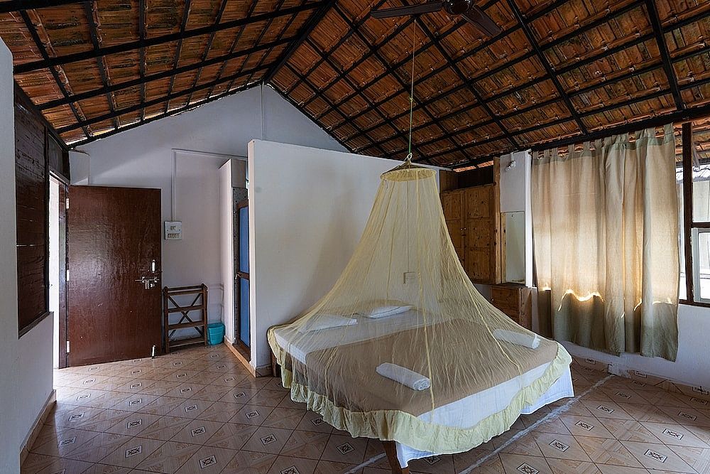 The Whispering Lake Resorts Deluxe Room 8