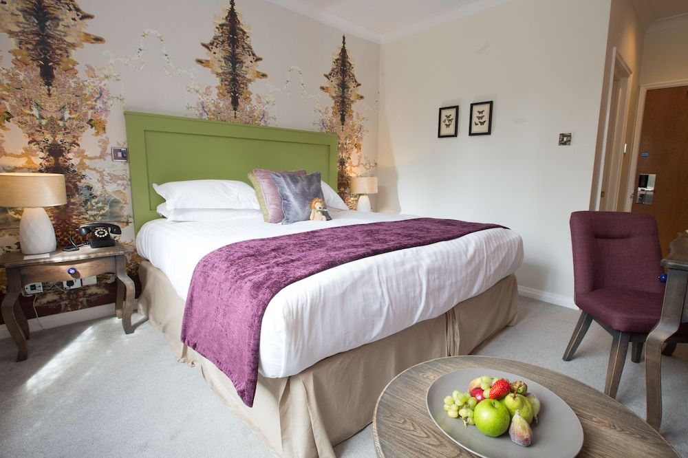 The Stanneylands Standard Double Room 2