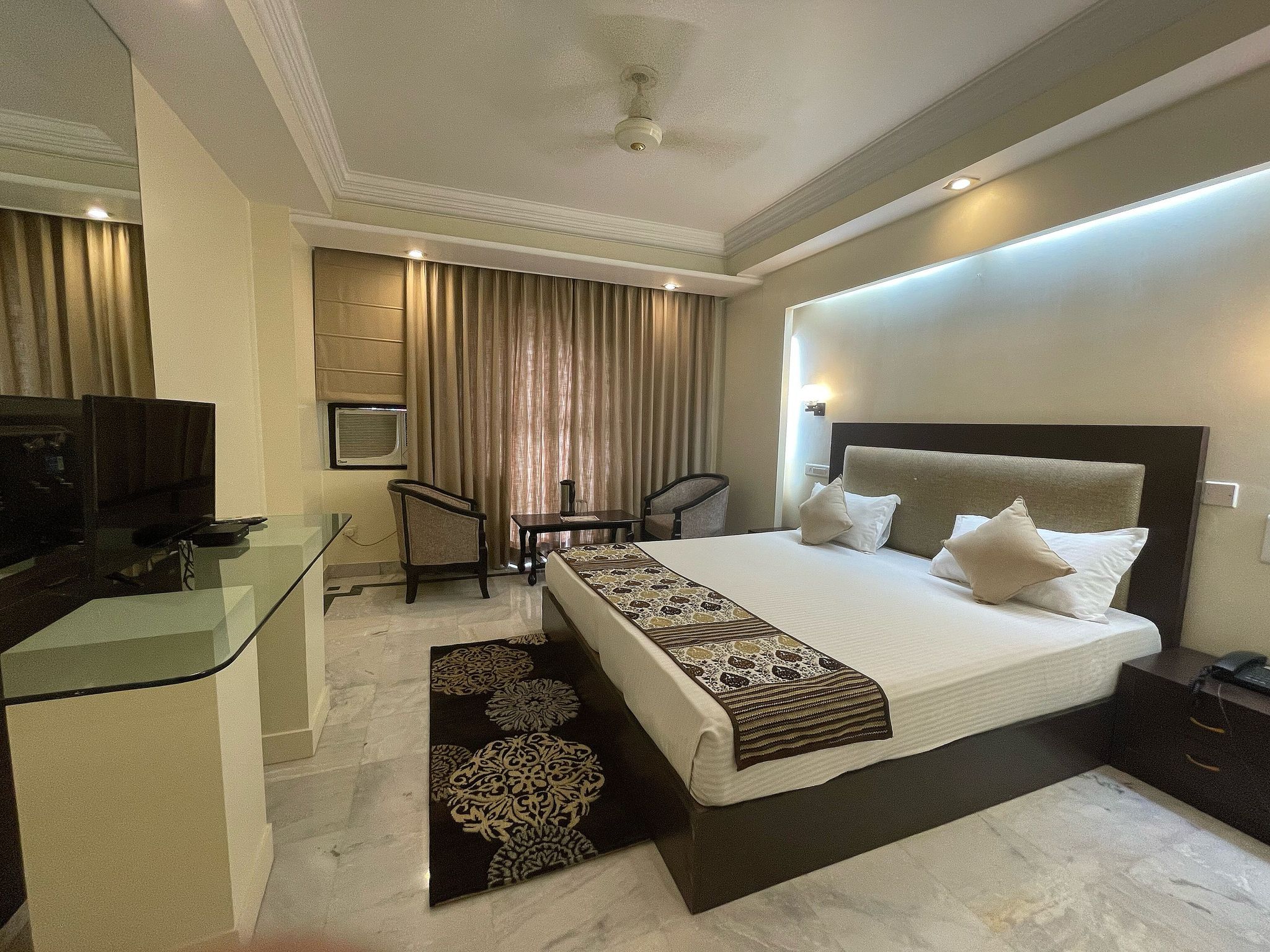 Royal Executive Room