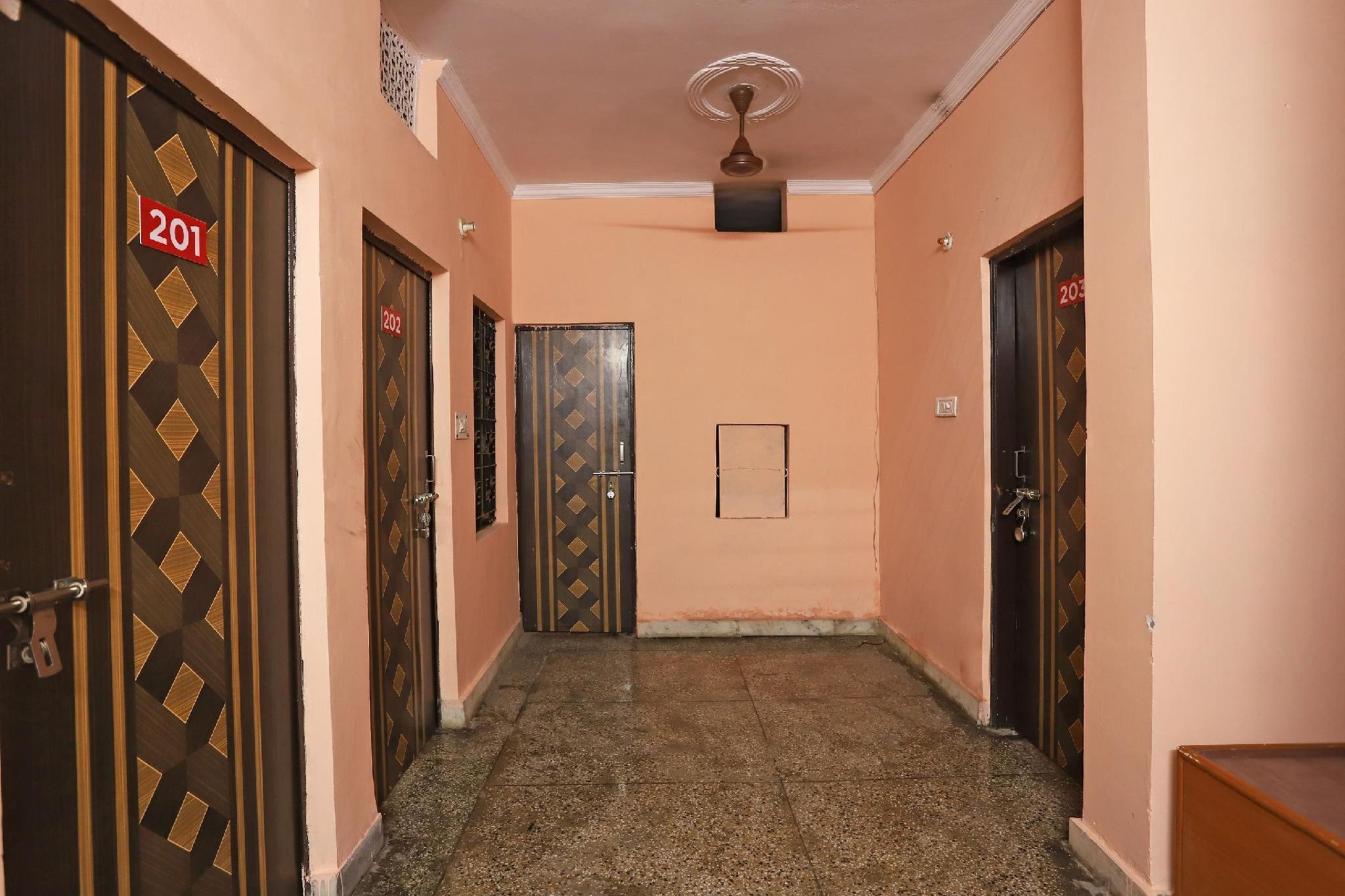 undefined OYO 39645 Maheshwari Residency 4