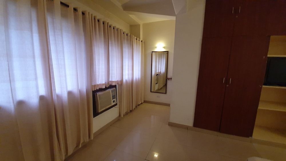 YWCA International Guest House Deluxe Double or Twin Room