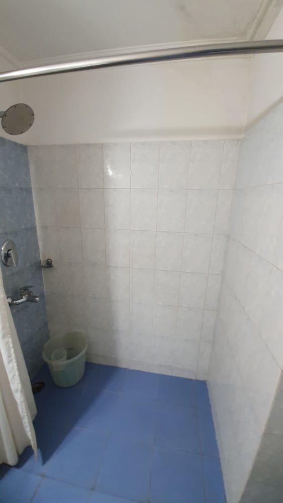 YWCA International Guest House Deluxe Double or Twin Room 12