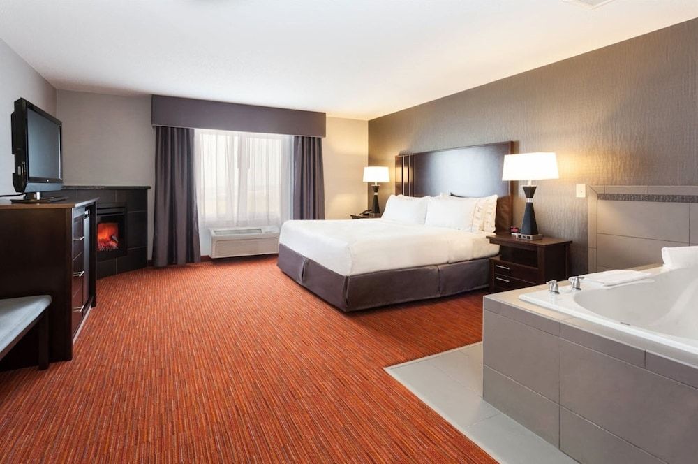 Suite, 1 King Bed (Extra Floor Space)