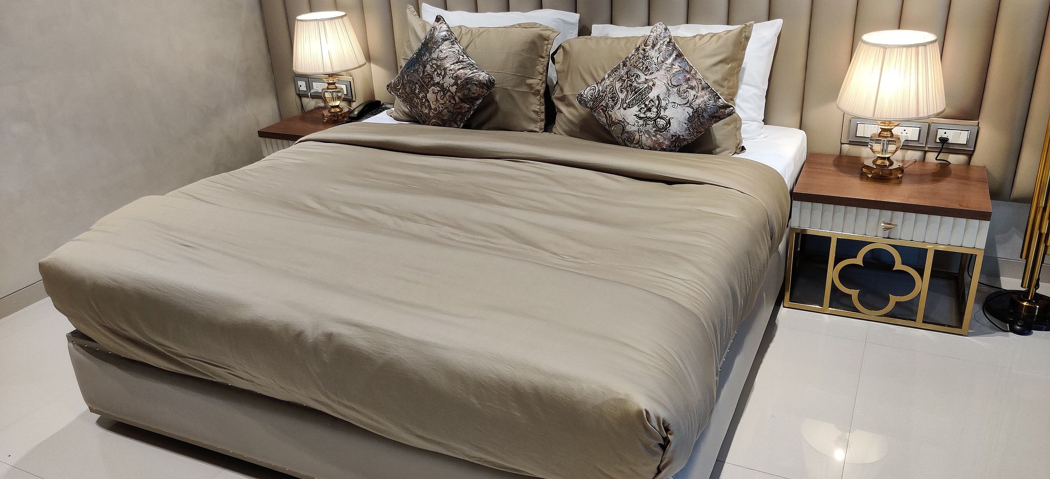 Hotel Sheetal Residency Deluxe Room 8