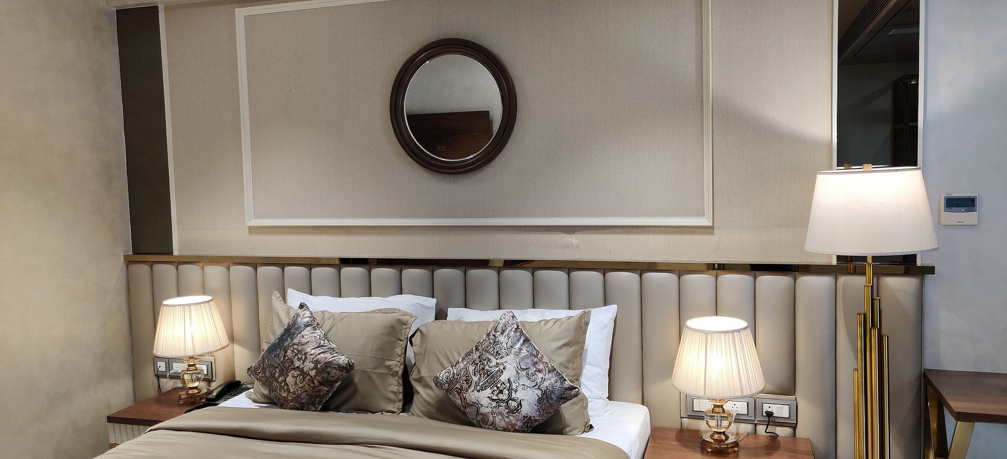 Hotel Sheetal Residency Deluxe Room 9