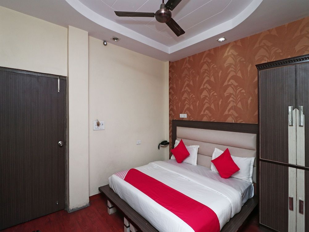 undefined OYO 16538 Shanti Palace 10