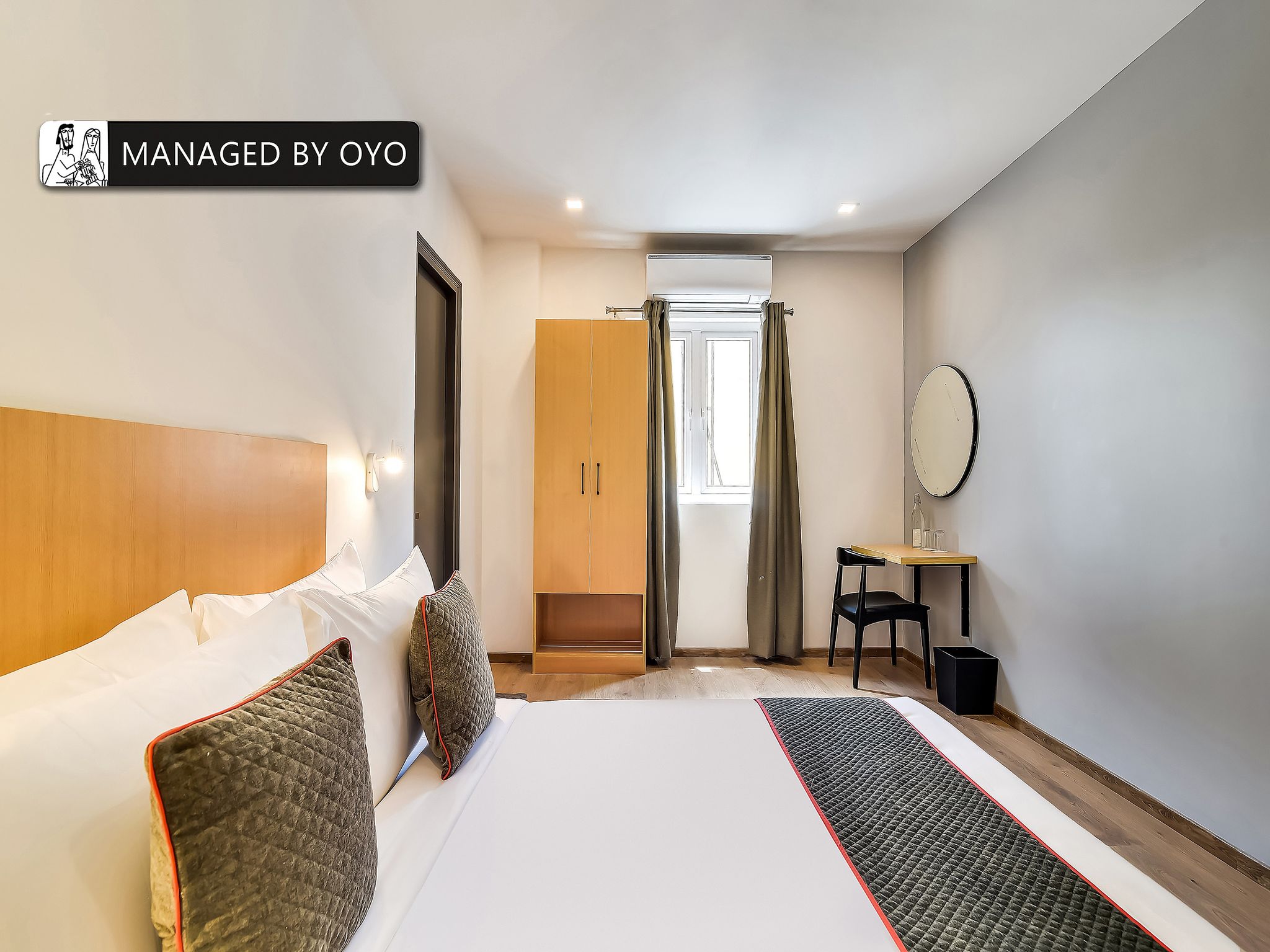 Super Townhouse Ulsoor Near Halasuru Metro Station Classic 9