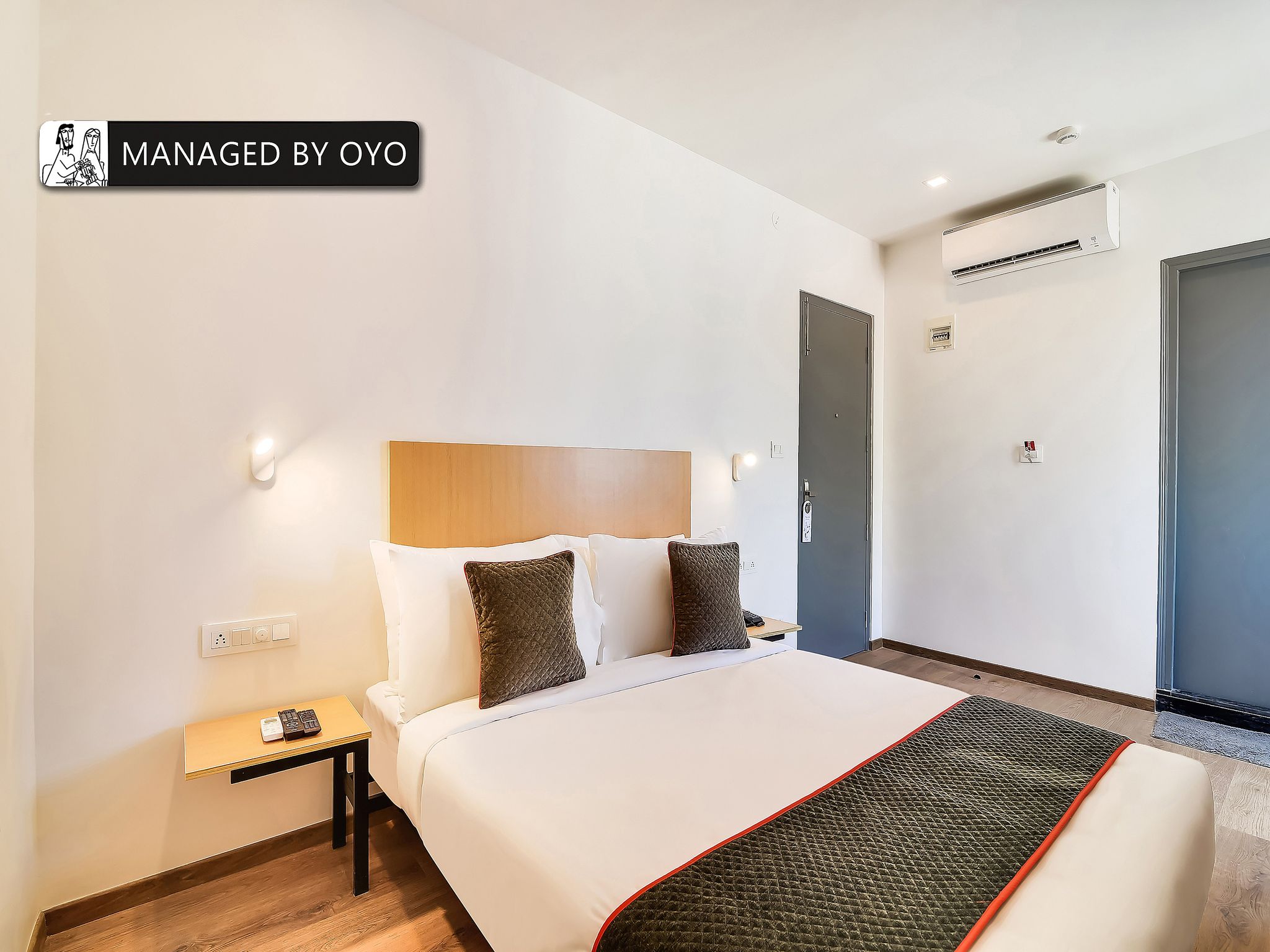 Super Townhouse Ulsoor Near Halasuru Metro Station Classic 11
