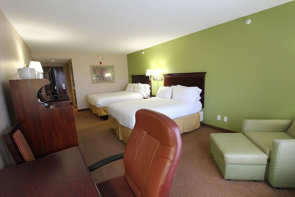 Room, 2 Queen Beds, Non Smoking