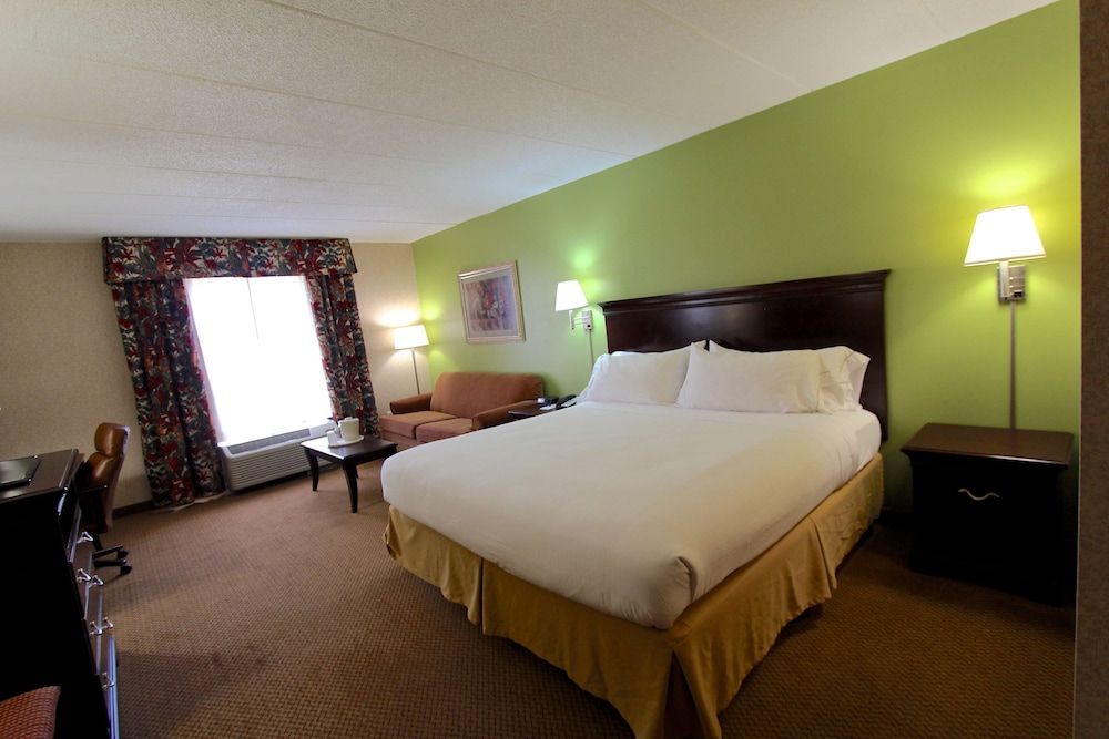 Deluxe Suite, 1 King Bed, Non Smoking