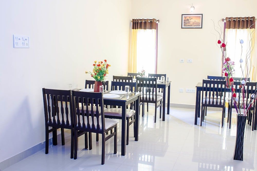 undefined OYO 6654 Neighbour Inn 5