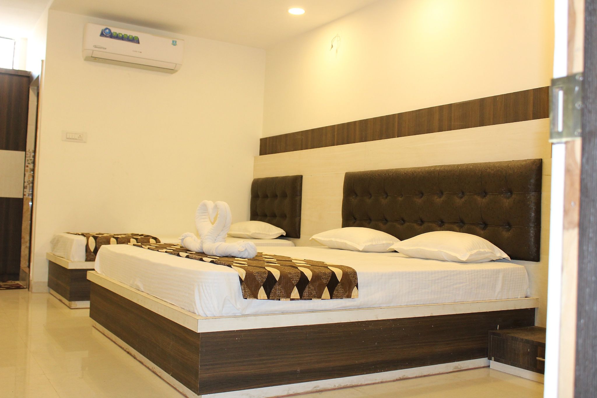 Shri shiva palace Classic 13