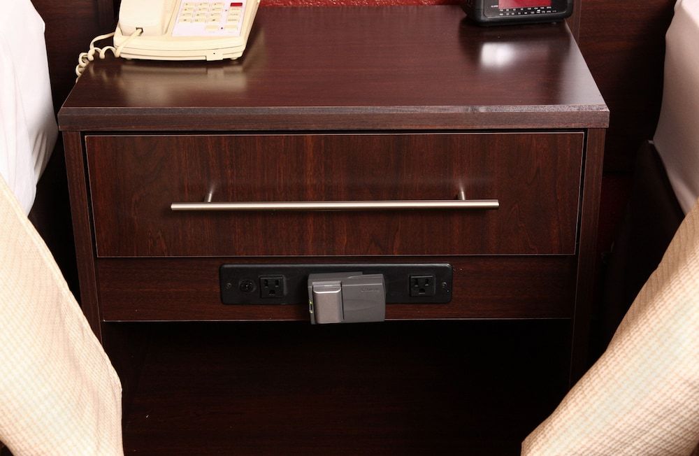 Red Roof Inn Benton Harbor - St Joseph Deluxe Room, 2 Double Beds (Smoke Free) 5