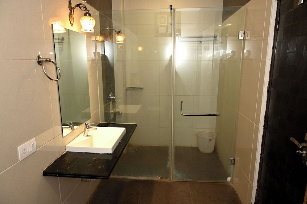 Hotel Om Heritage Standard Room 9
