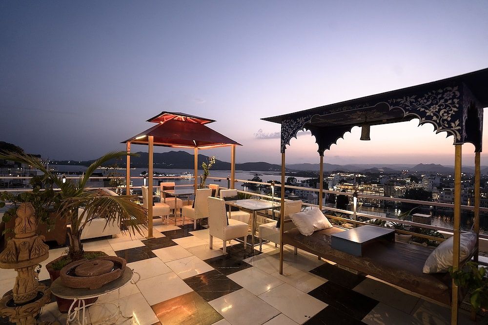 undefined The Lake View Hotel- On Lake Pichola 5