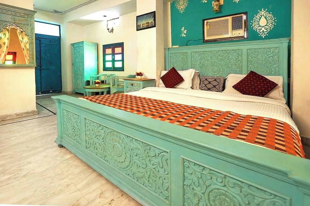 Premium Jharokha Room
