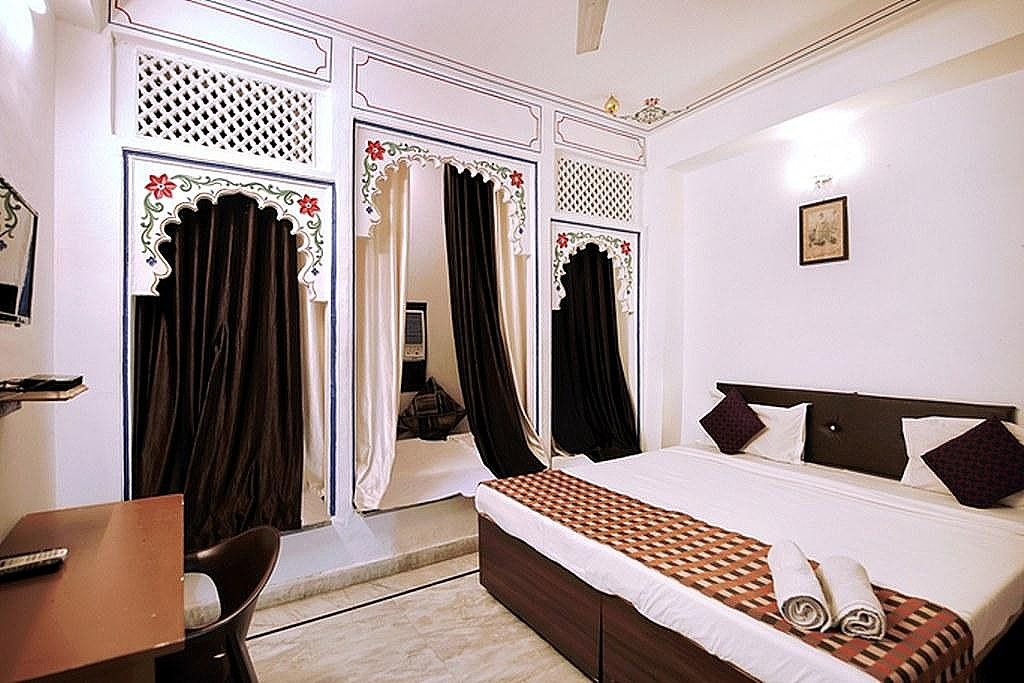 Premium King Room