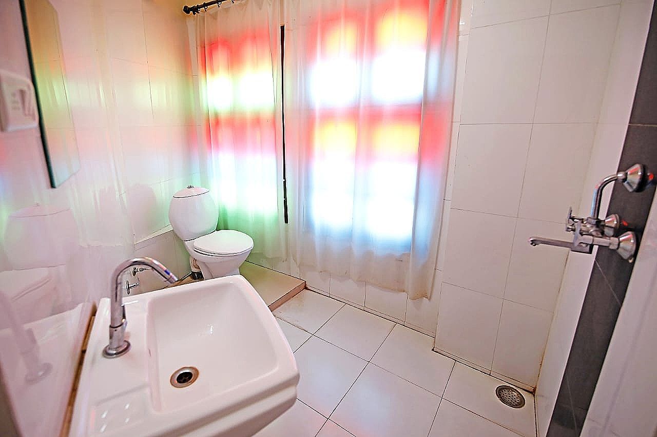 The Lake View Hotel- On Lake Pichola Superior Jharokha Room 14